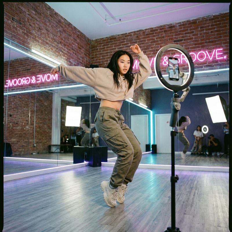 17c一起草舞蹈视频